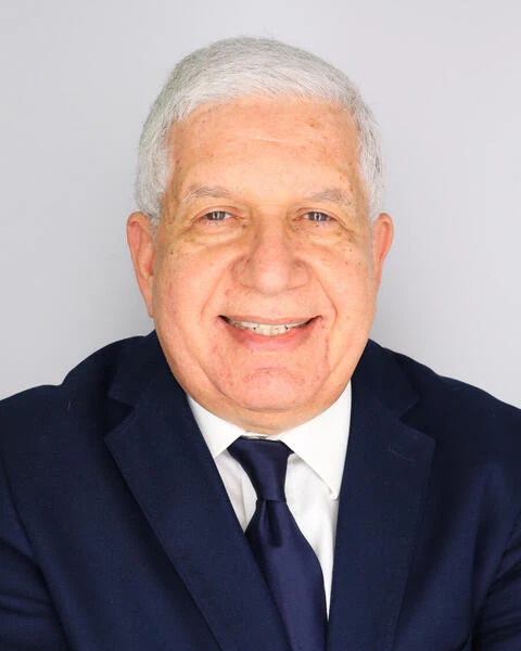 Francisco Alvarez MD